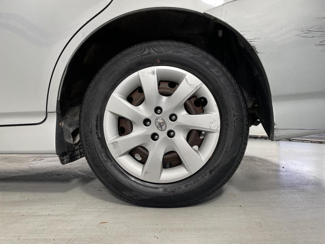 Photo '11' of Toyota Wish Photo '11' of Toyota Wish