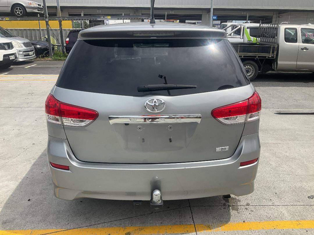 Photo '5' of Toyota Wish