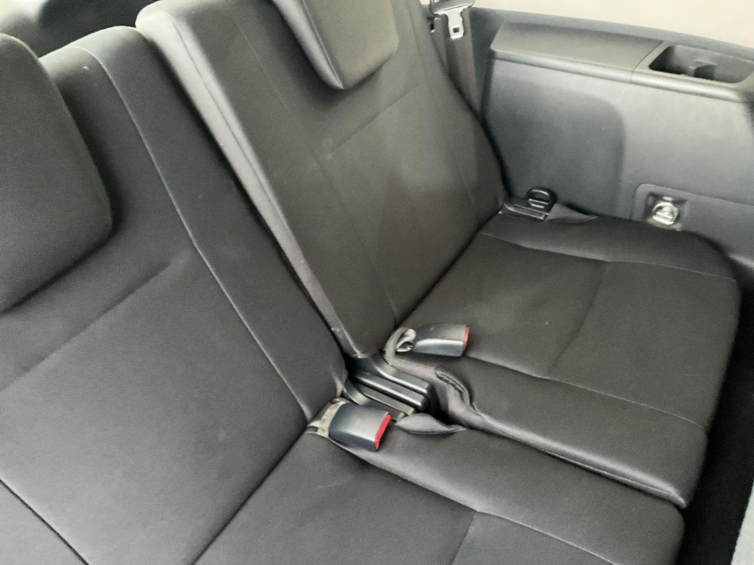 Photo '31' of Toyota Wish