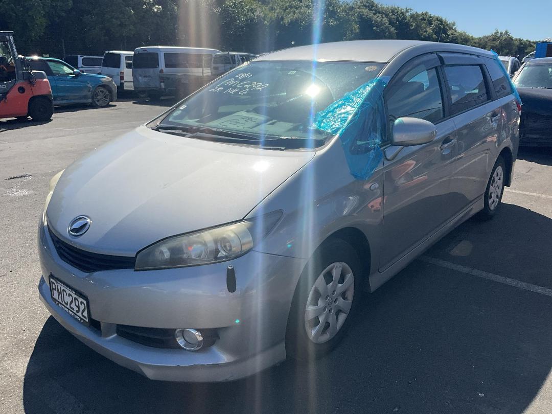 Photo '2' of Toyota Wish Photo '2' of Toyota Wish