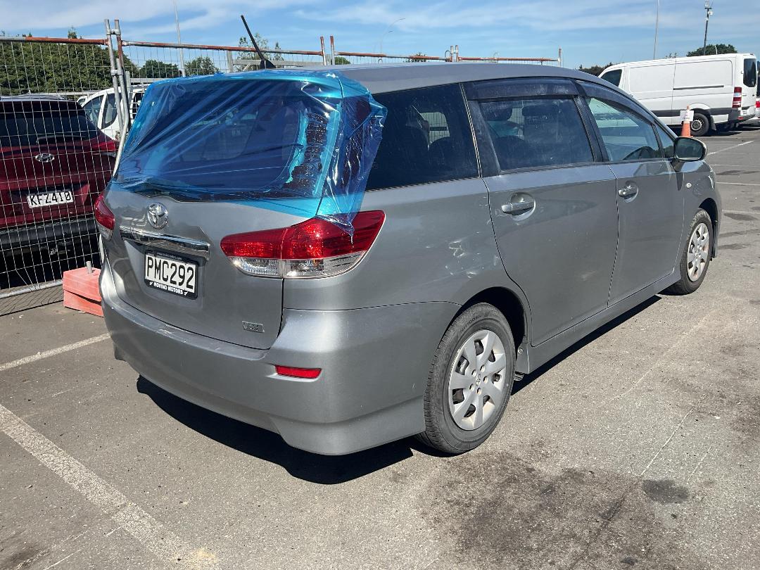 Photo '4' of Toyota Wish Photo '4' of Toyota Wish