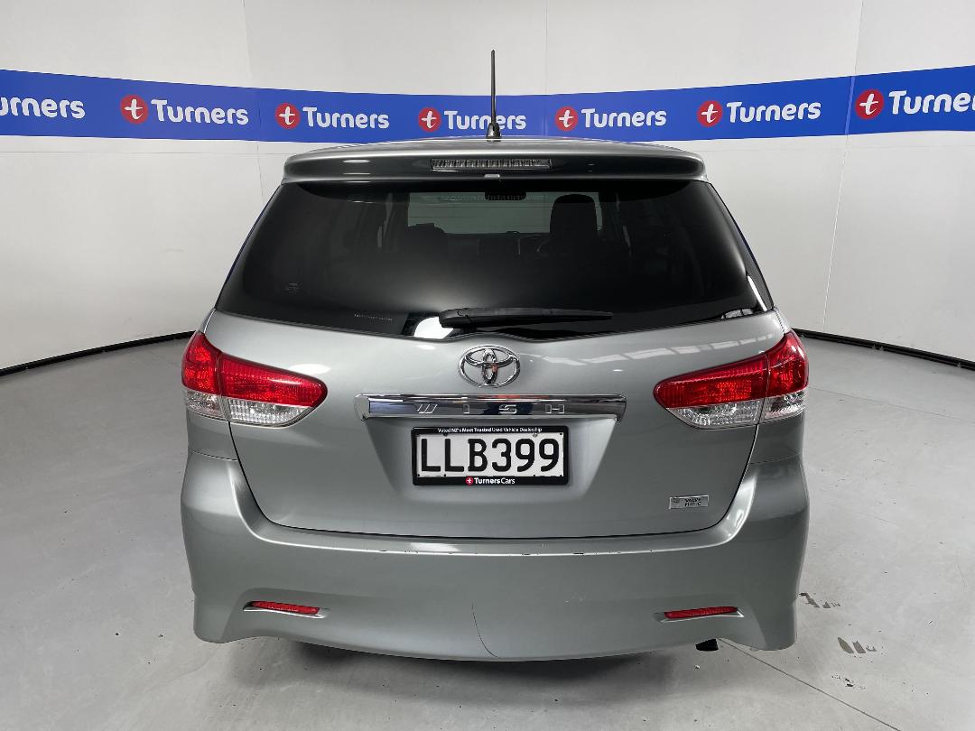 Photo '6' of Toyota Wish Photo '6' of Toyota Wish