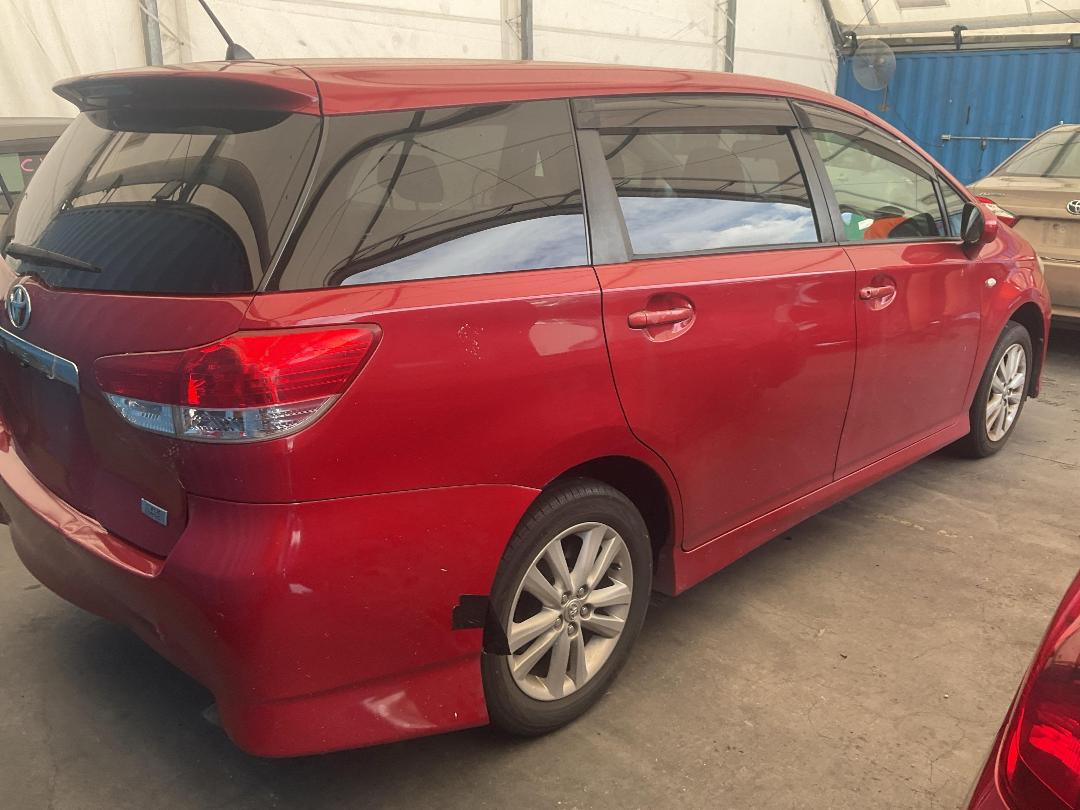 Photo '5' of Toyota Wish Photo '5' of Toyota Wish