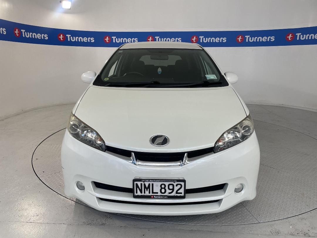 Photo '2' of Toyota Wish Photo '2' of Toyota Wish