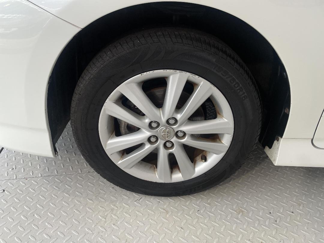 Photo '10' of Toyota Wish Photo '10' of Toyota Wish