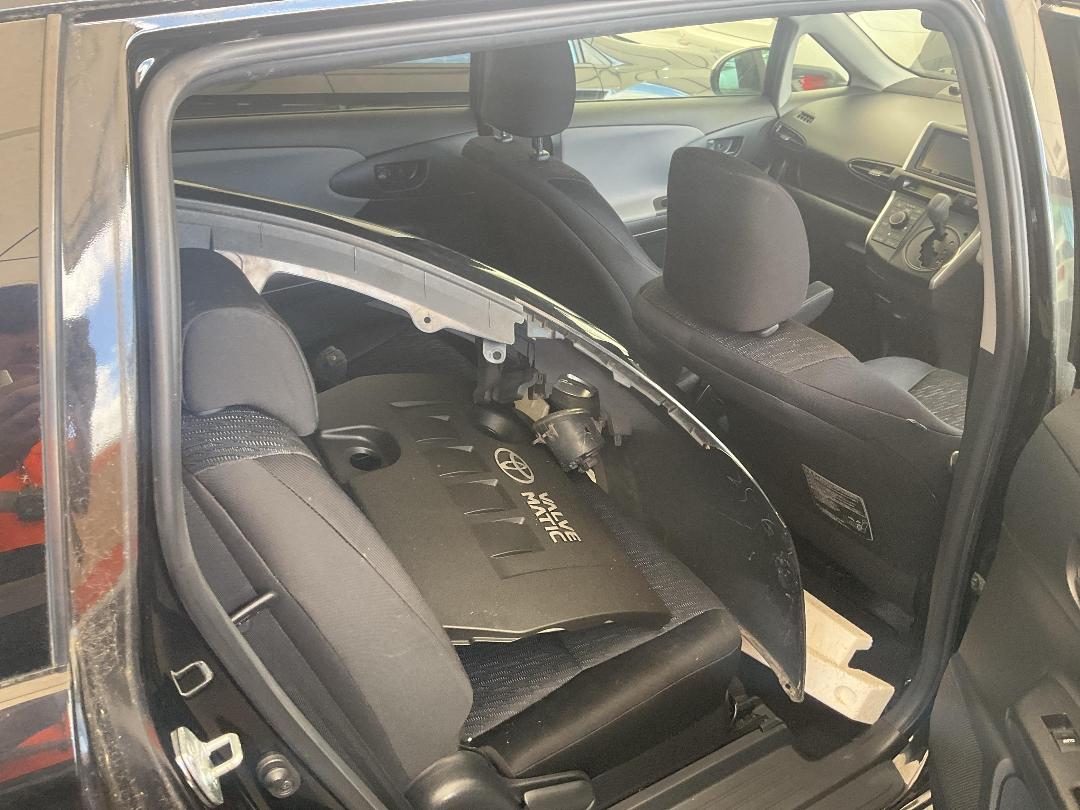 Photo '20' of Toyota Wish Photo '20' of Toyota Wish