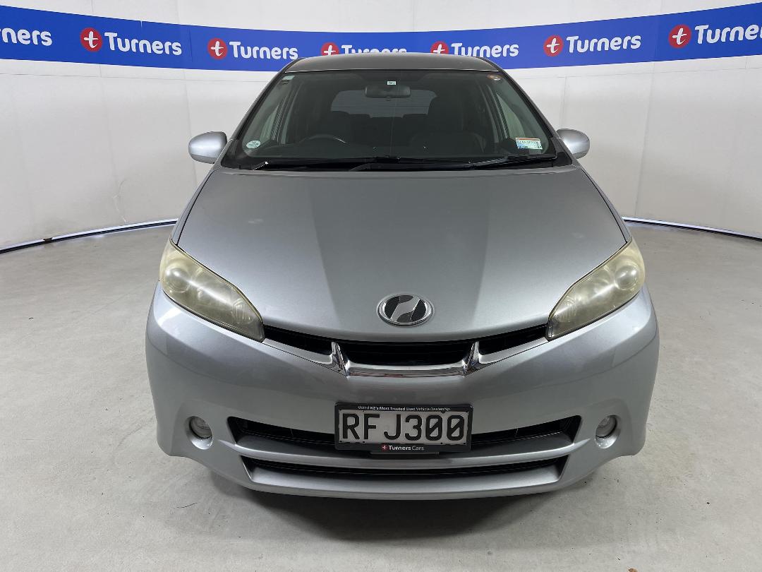 Photo '2' of Toyota Wish Photo '2' of Toyota Wish