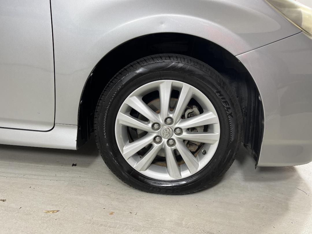 Photo '9' of Toyota Wish Photo '9' of Toyota Wish