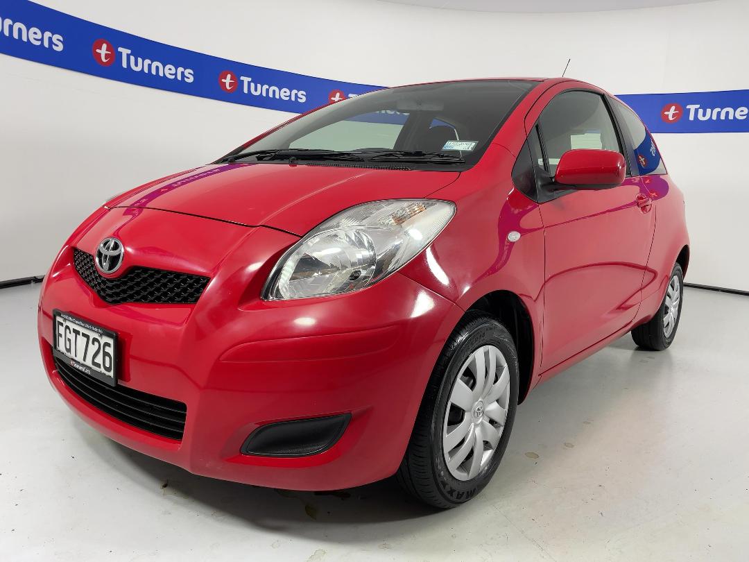 Photo '4' of Toyota Yaris