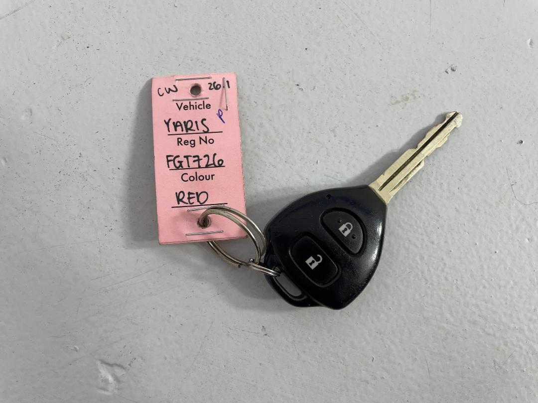 Photo '21' of Toyota Yaris