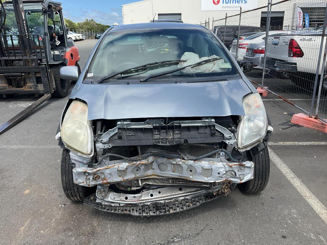 Photo '2' of Toyota Yaris T130