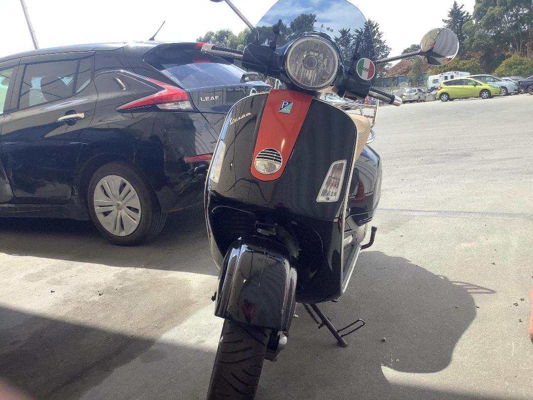 Photo '2' of Vespa GTS GTS 250