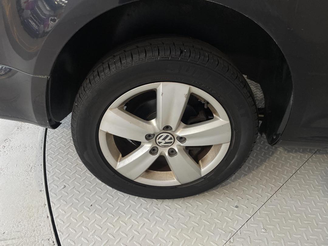 Photo '12' of Volkswagen Caddy