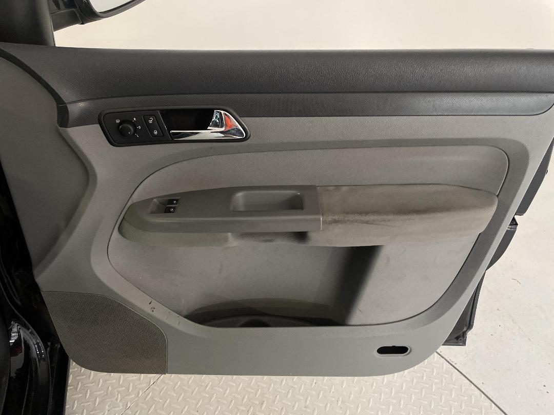 Photo '15' of Volkswagen Caddy