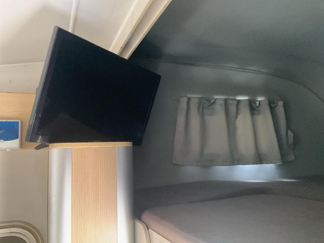 Photo '19' of Volkswagen Crafter 50 SCC LWB 100 6SM Motorhome