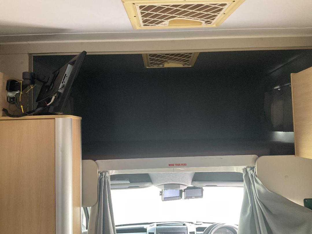 Photo '17' of Volkswagen Crafter 50 SCC LWB 100 6SM Motorhome