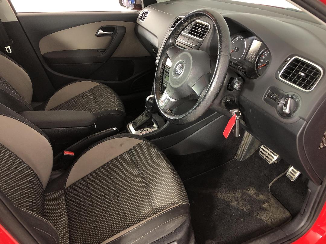 Photo '16' of Volkswagen Cross Polo