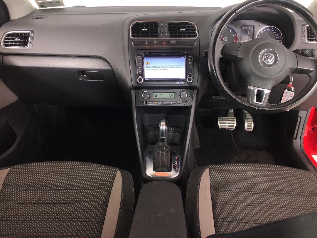 Photo '17' of Volkswagen Cross Polo