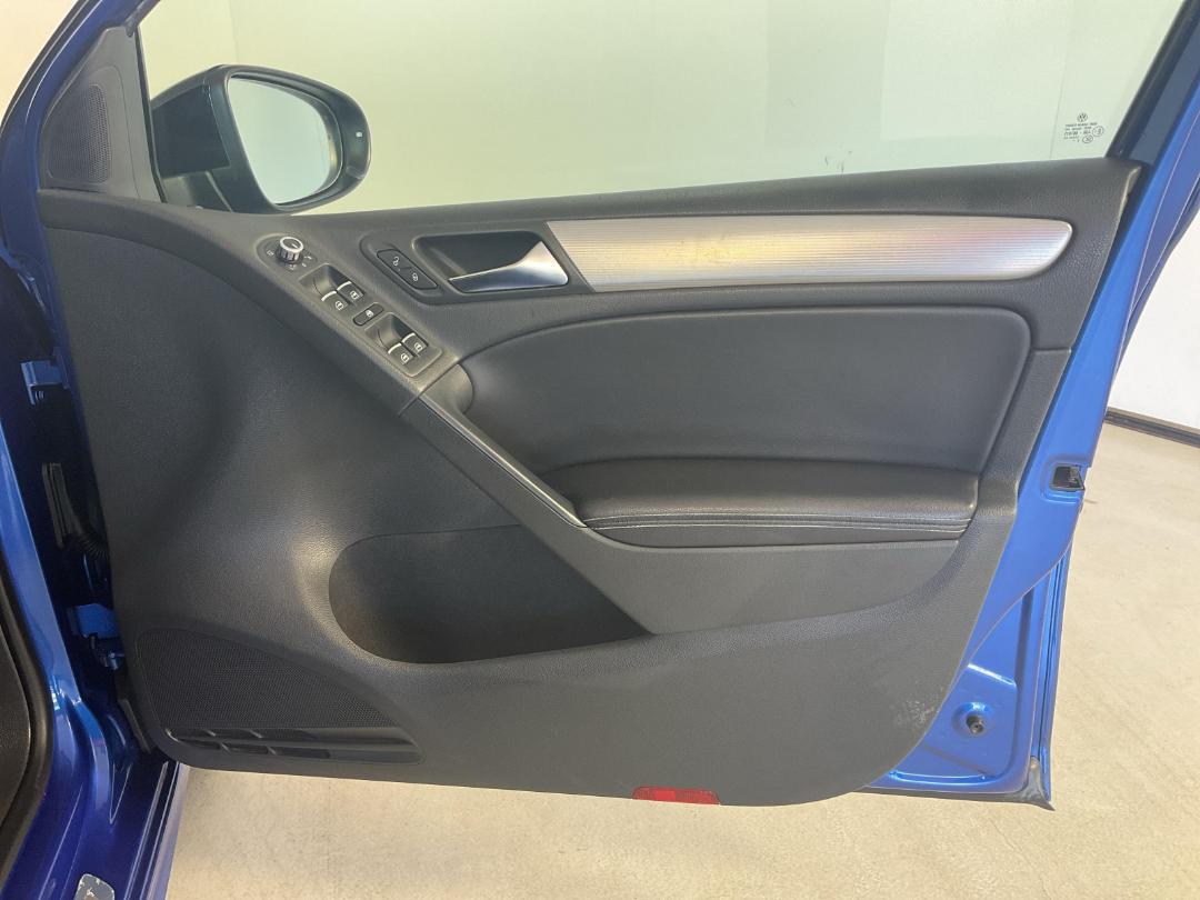 Photo '15' of Volkswagen Golf