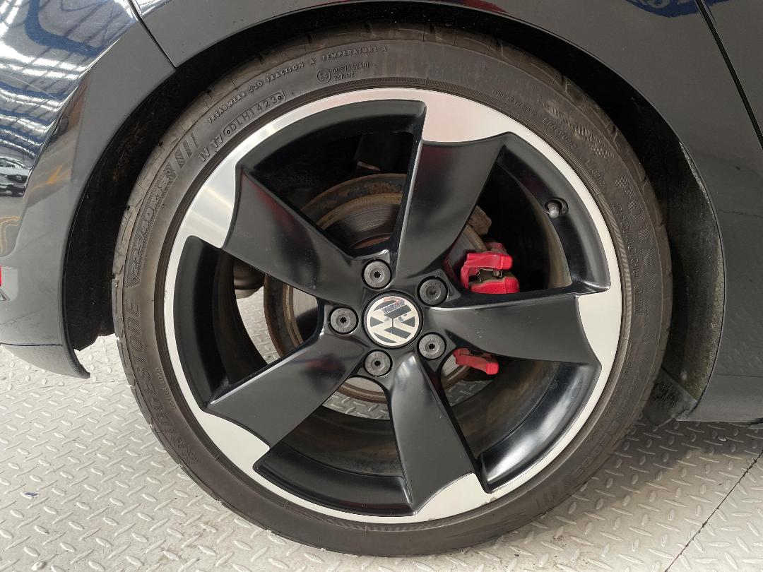 Photo '12' of Volkswagen Golf Photo '12' of Volkswagen Golf