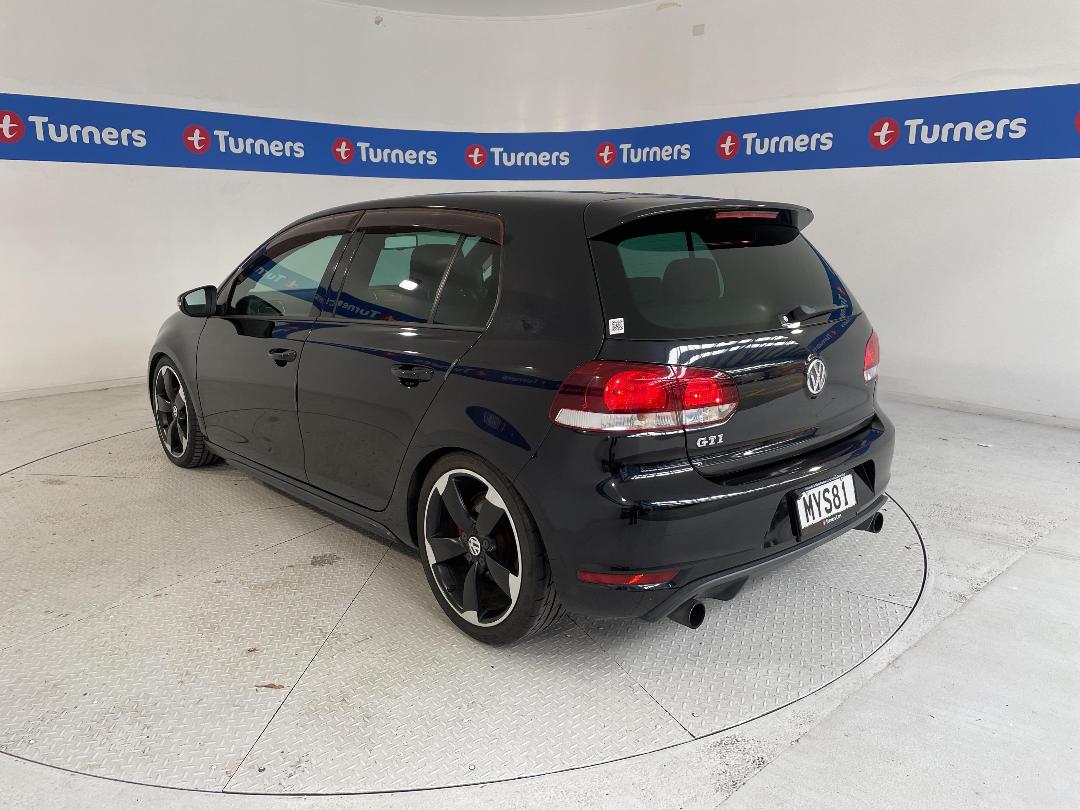 Photo '5' of Volkswagen Golf Photo '5' of Volkswagen Golf