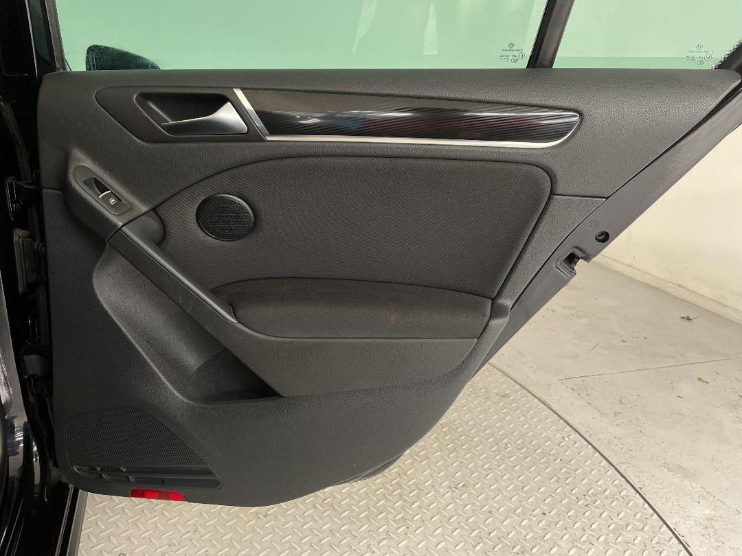 Photo '19' of Volkswagen Golf Photo '19' of Volkswagen Golf