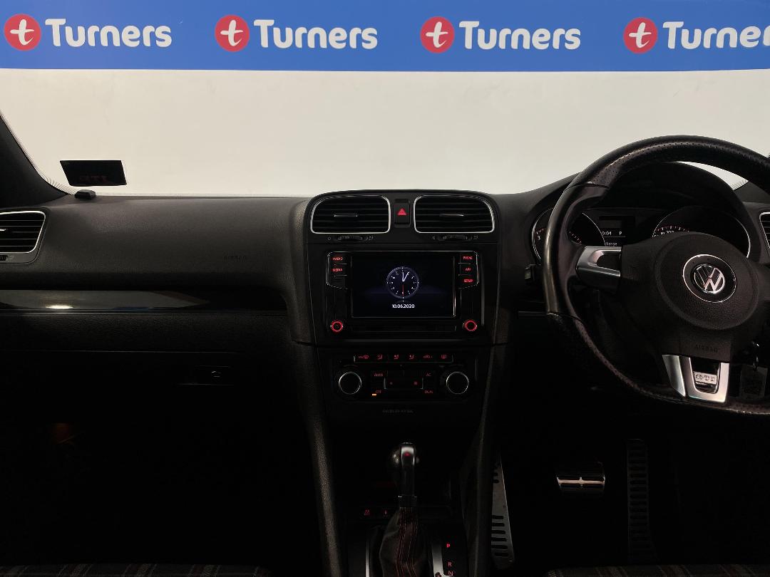 Photo '18' of Volkswagen Golf Photo '18' of Volkswagen Golf