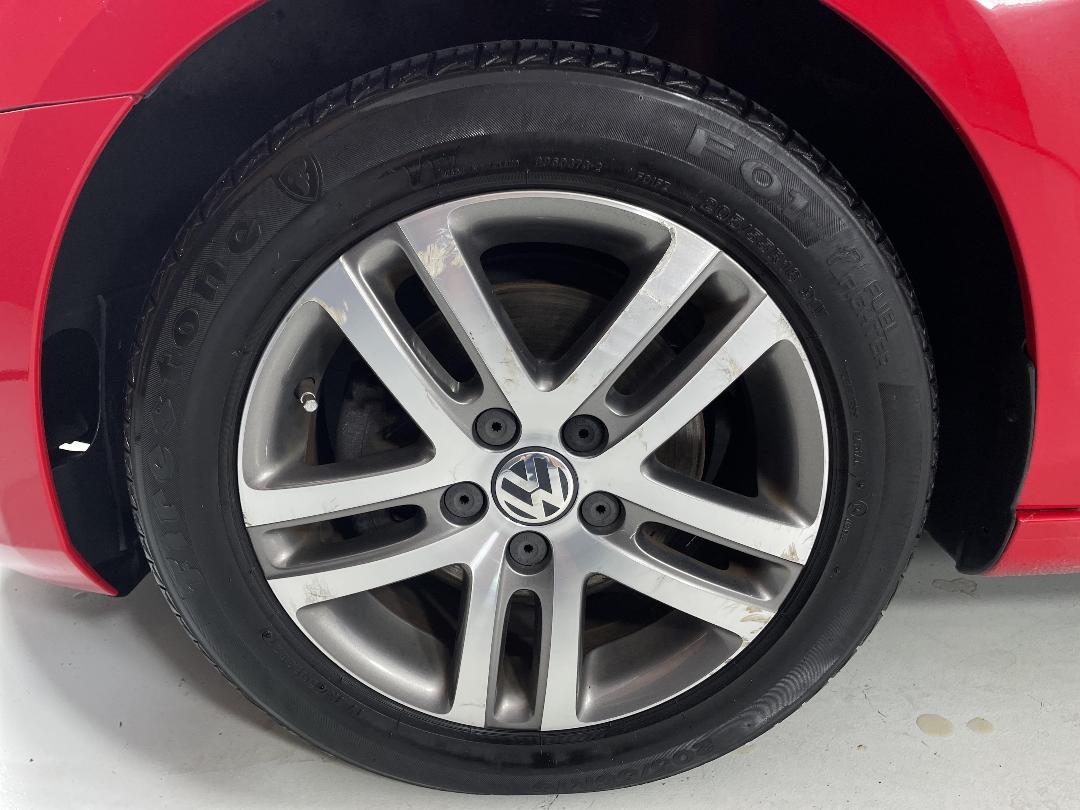 Photo '10' of Volkswagen Golf