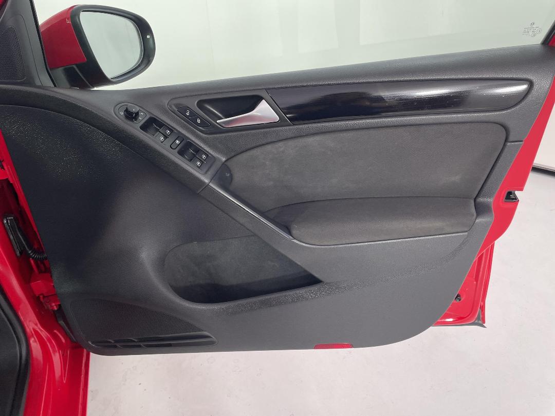 Photo '15' of Volkswagen Golf