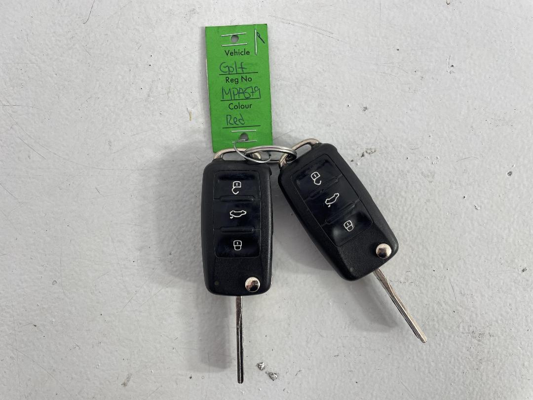 Photo '22' of Volkswagen Golf