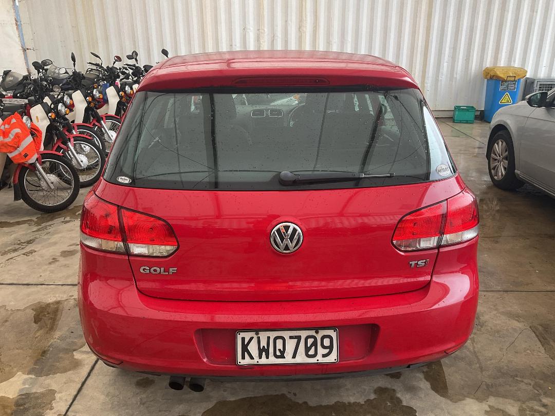 Photo '4' of Volkswagen Golf