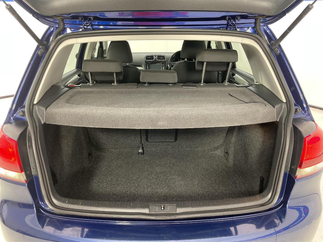 Photo '14' of Volkswagen Golf Photo '14' of Volkswagen Golf