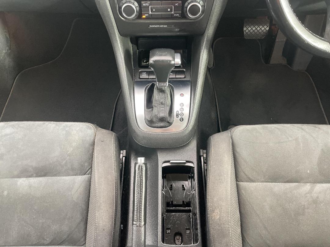 Photo '18' of Volkswagen Golf Photo '18' of Volkswagen Golf