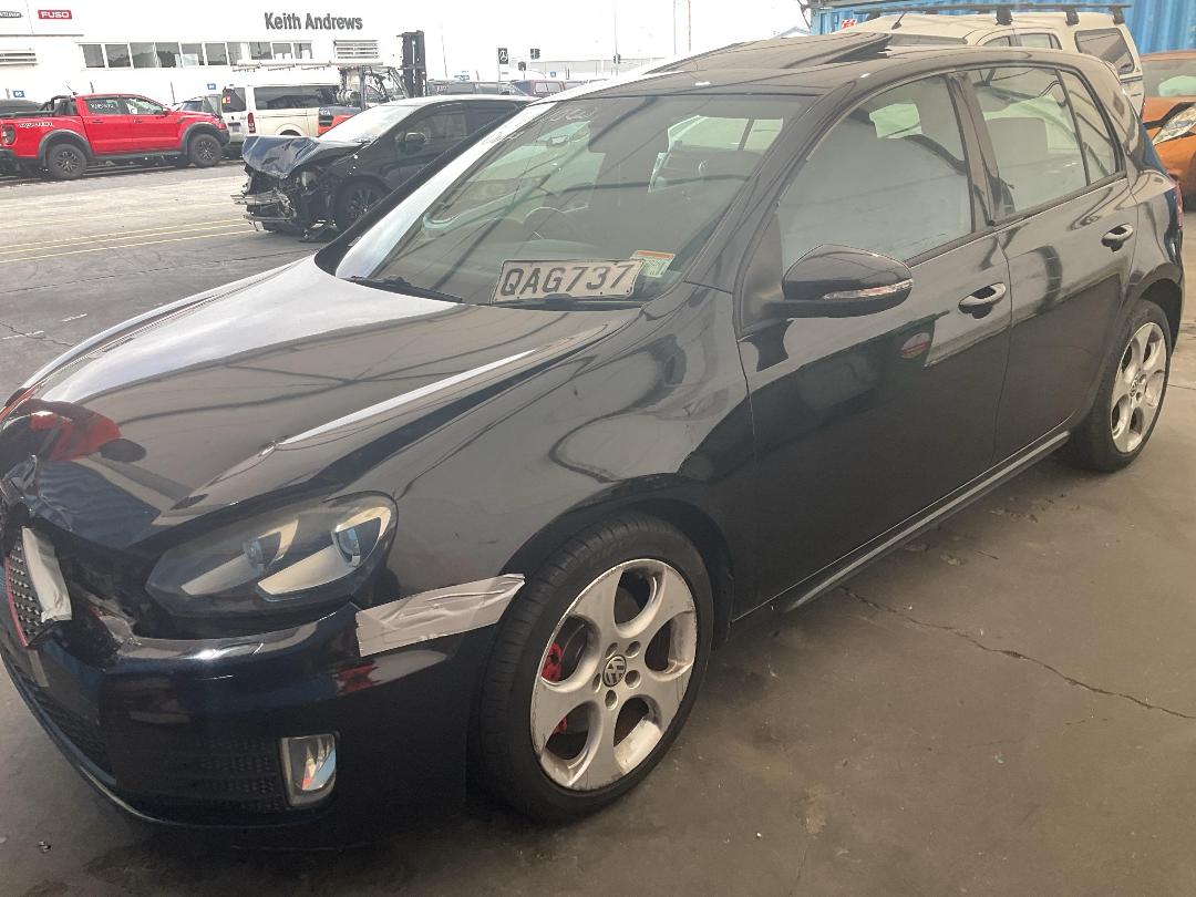 Photo '2' of Volkswagen Golf GTI