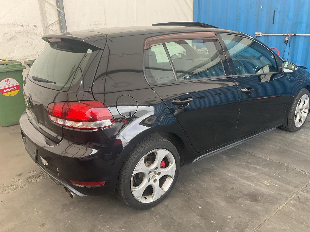 Photo '5' of Volkswagen Golf GTI