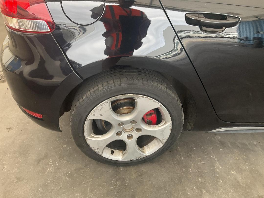 Photo '19' of Volkswagen Golf GTI