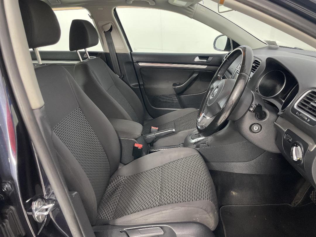 Photo '16' of Volkswagen Golf Photo '16' of Volkswagen Golf