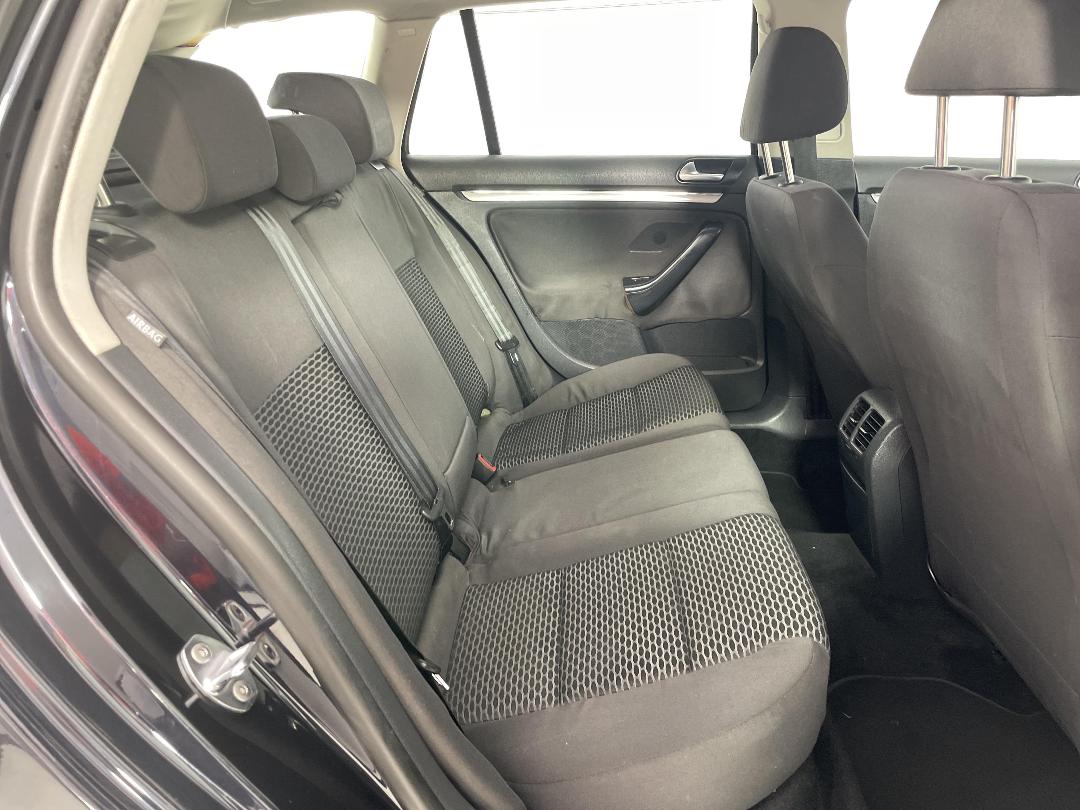 Photo '20' of Volkswagen Golf Photo '20' of Volkswagen Golf