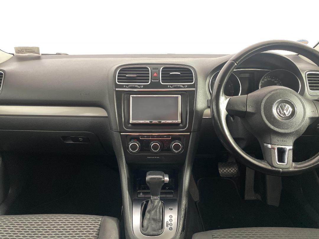 Photo '17' of Volkswagen Golf Photo '17' of Volkswagen Golf