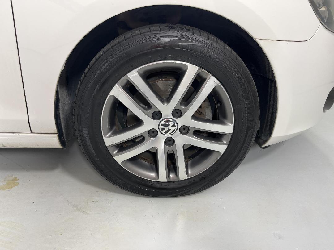 Photo '9' of Volkswagen Golf Photo '9' of Volkswagen Golf