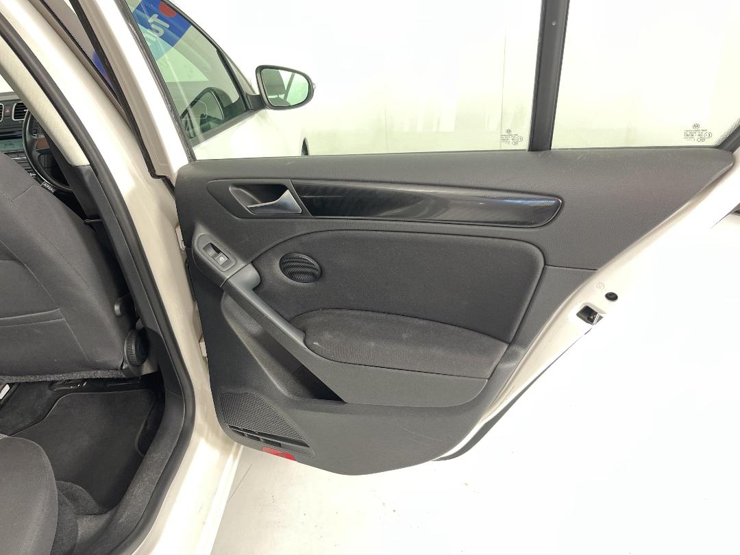 Photo '19' of Volkswagen Golf Photo '19' of Volkswagen Golf