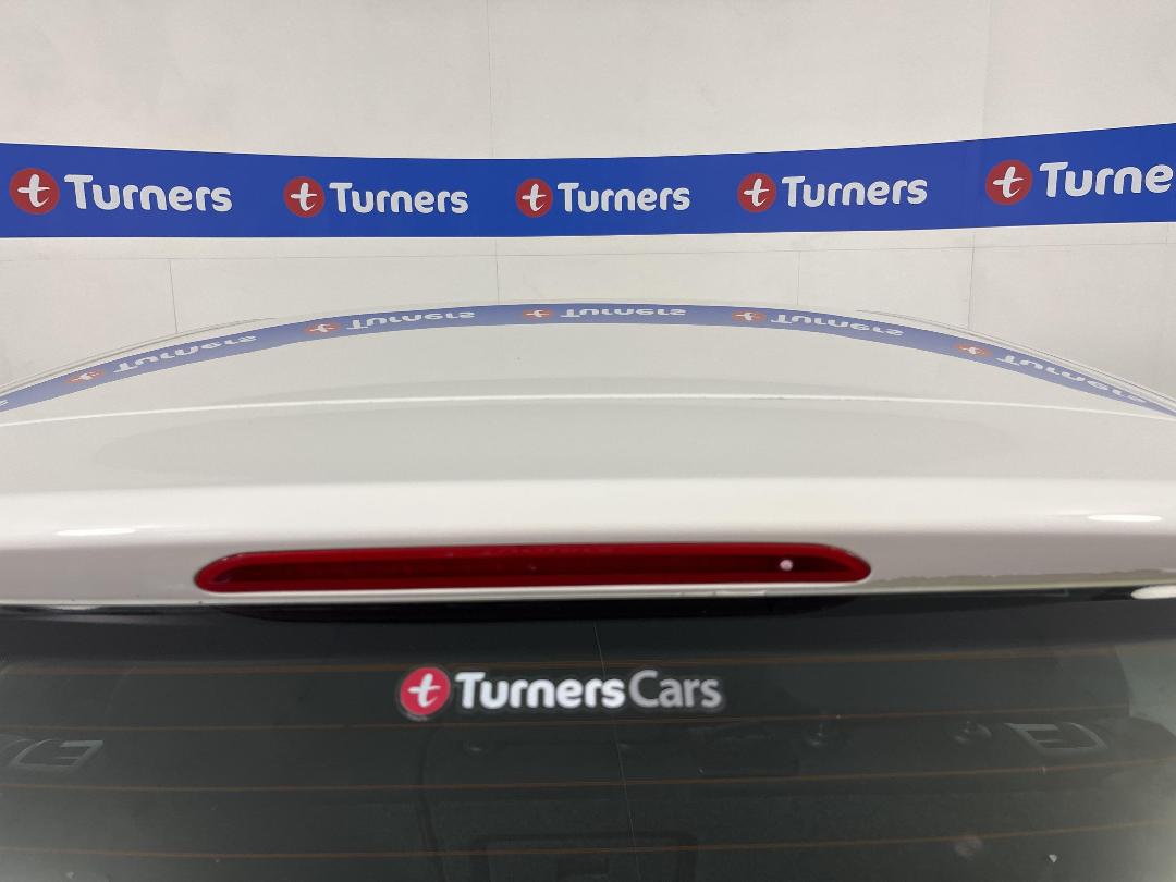 Photo '25' of Volkswagen Golf Photo '25' of Volkswagen Golf