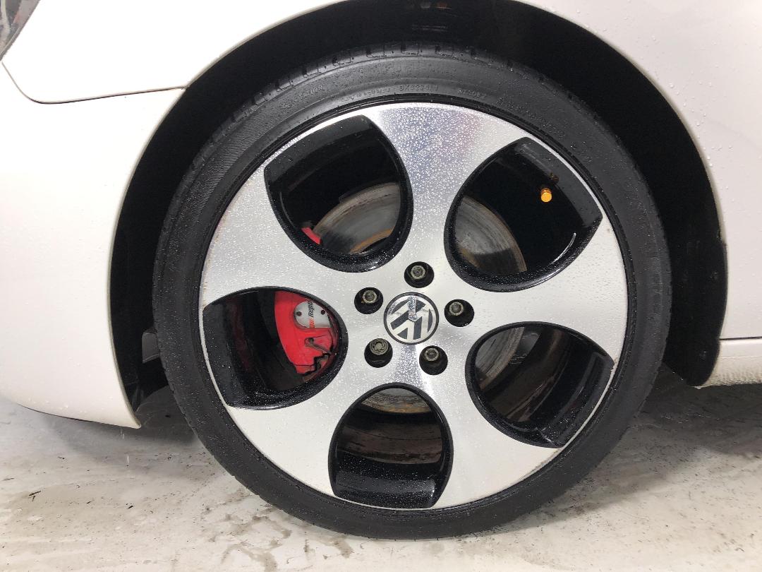 Photo '10' of Volkswagen Golf