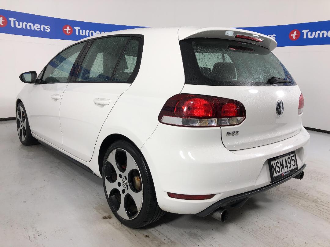 Photo '5' of Volkswagen Golf