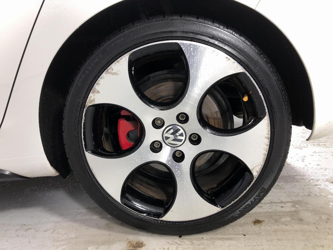 Photo '11' of Volkswagen Golf