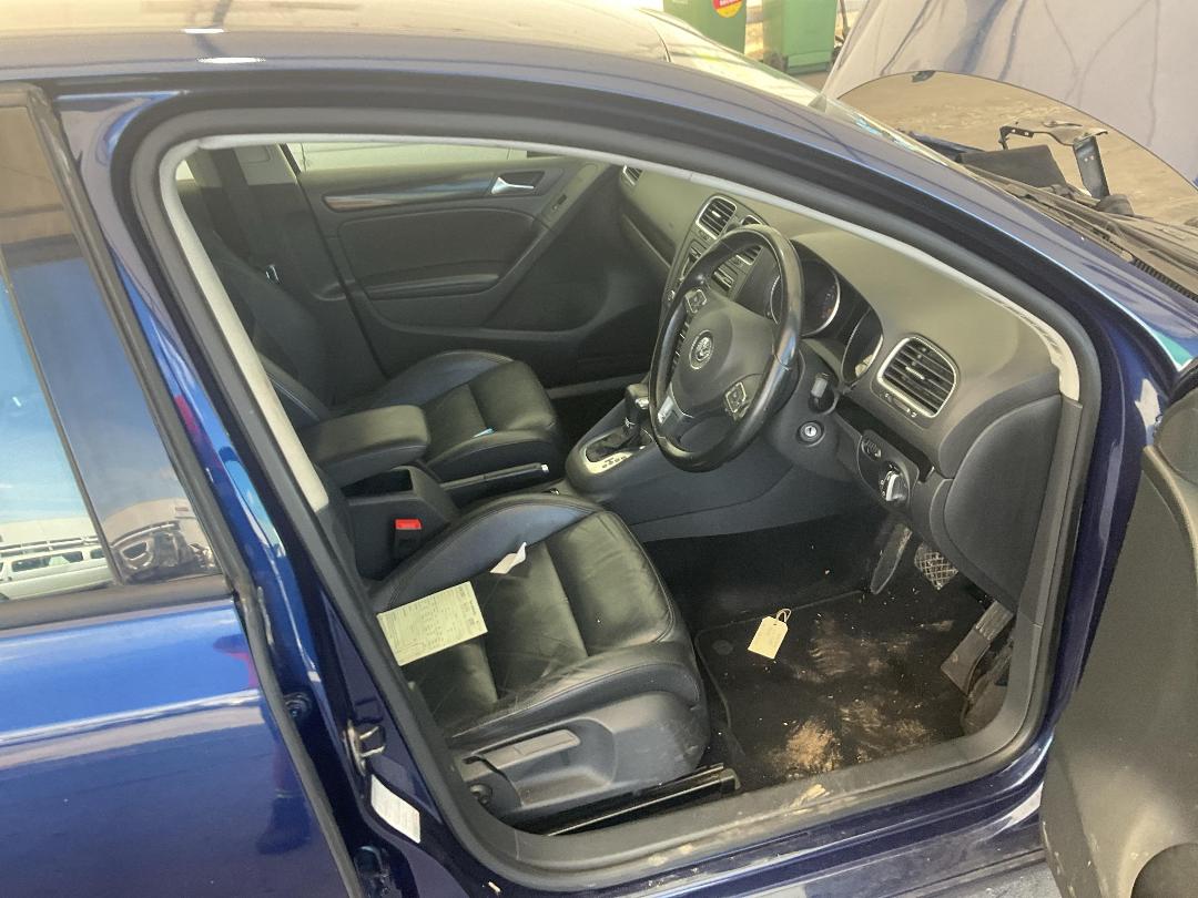 Photo '19' of Volkswagen Golf TDI 103KW Photo '19' of Volkswagen Golf TDI 103KW