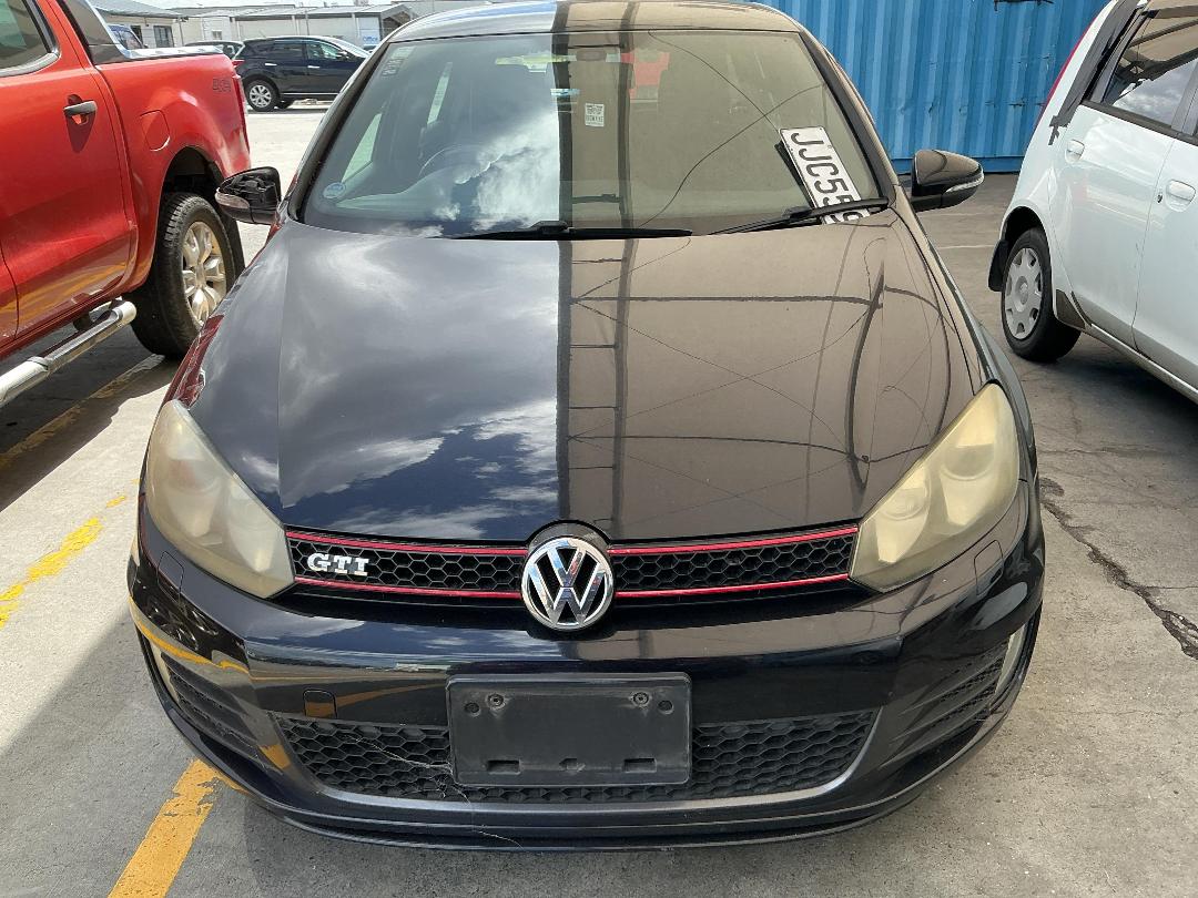 Photo '2' of Volkswagen Golf