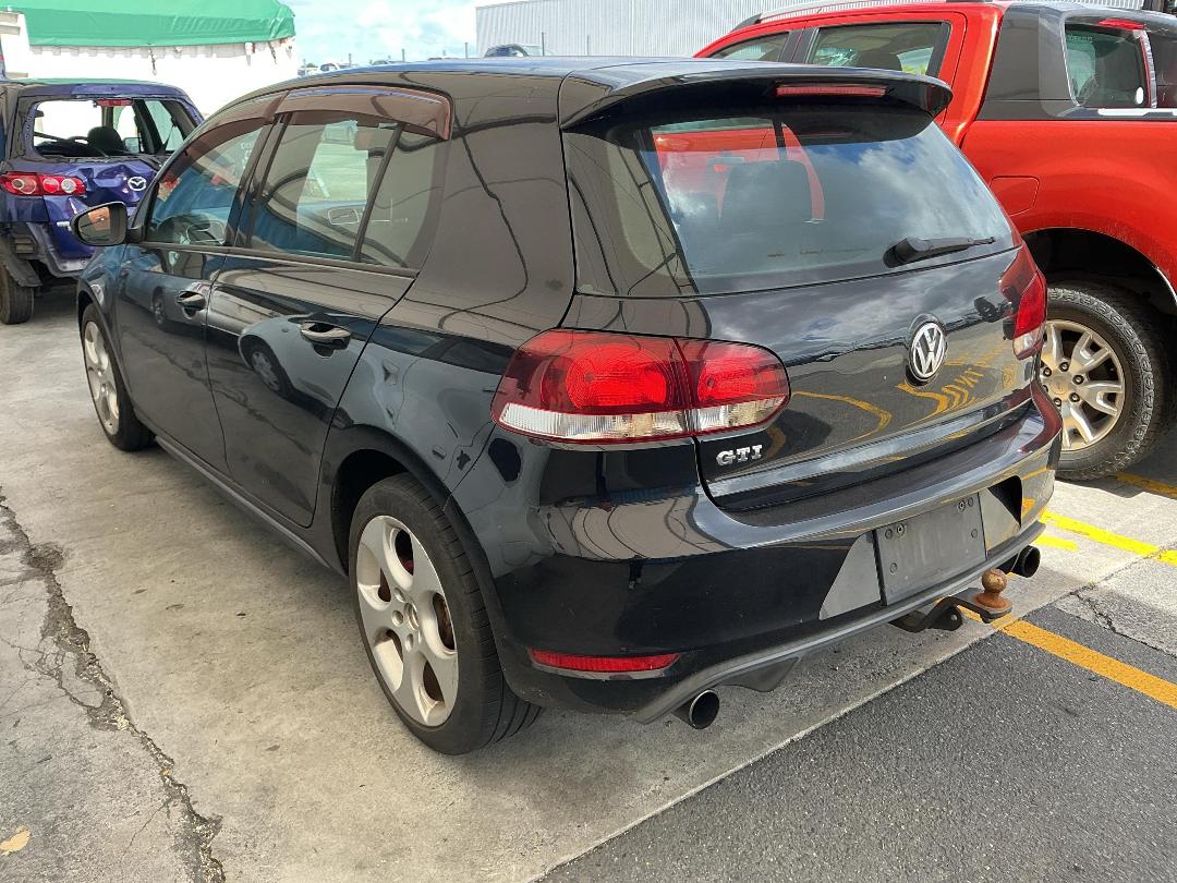 Photo '4' of Volkswagen Golf