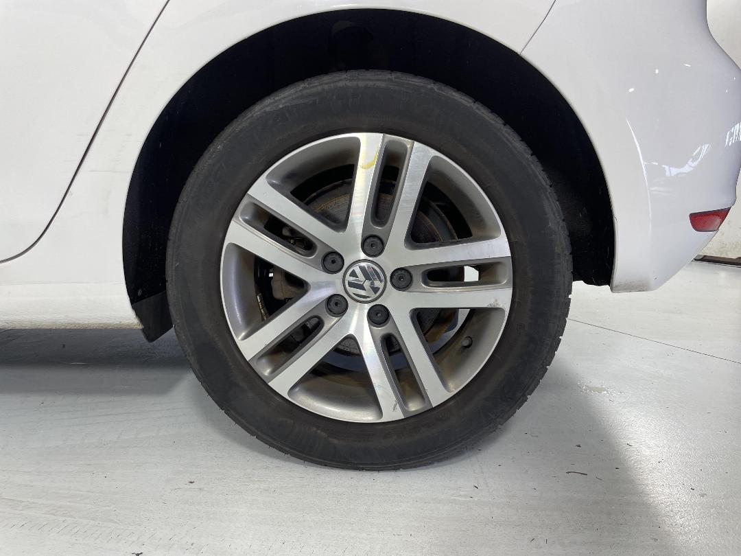 Photo '9' of Volkswagen Golf