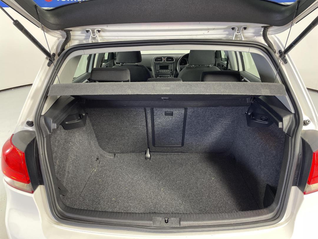 Photo '12' of Volkswagen Golf